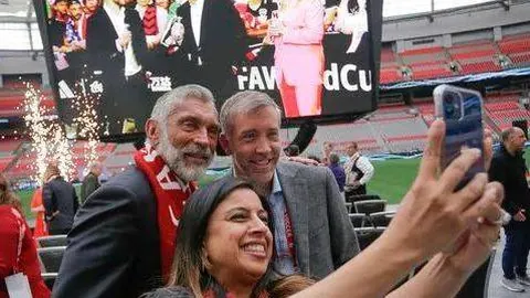 国足新年首训着力新人融合，阵容调整持续进行