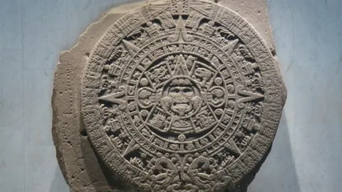 WTT年终总决赛12月12日开战：孙颖莎、蒯曼全力应战日本顶尖选手，王楚钦与勒布伦巅峰对决！